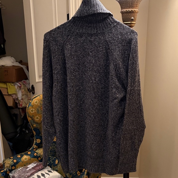 Old Navy Black Marl SoSoft Turtleneck Tunic Sweater/NWT/L - Picture 14 of 15